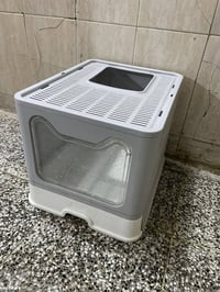 بيت قطط للبيع ب25  فقط تواصل 07880555462