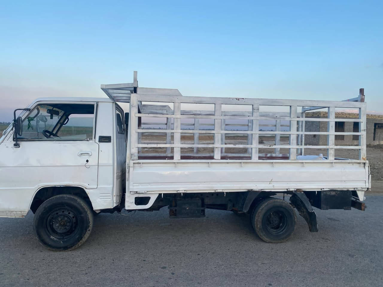 للبيع هونداي موديل95 رقم بابل بإسمي تاريخ السنويه 27 المحرك بي بخار السعر 23  مكاني الديوانية غير متواجد علفيس وهذا رقمي. ***********
