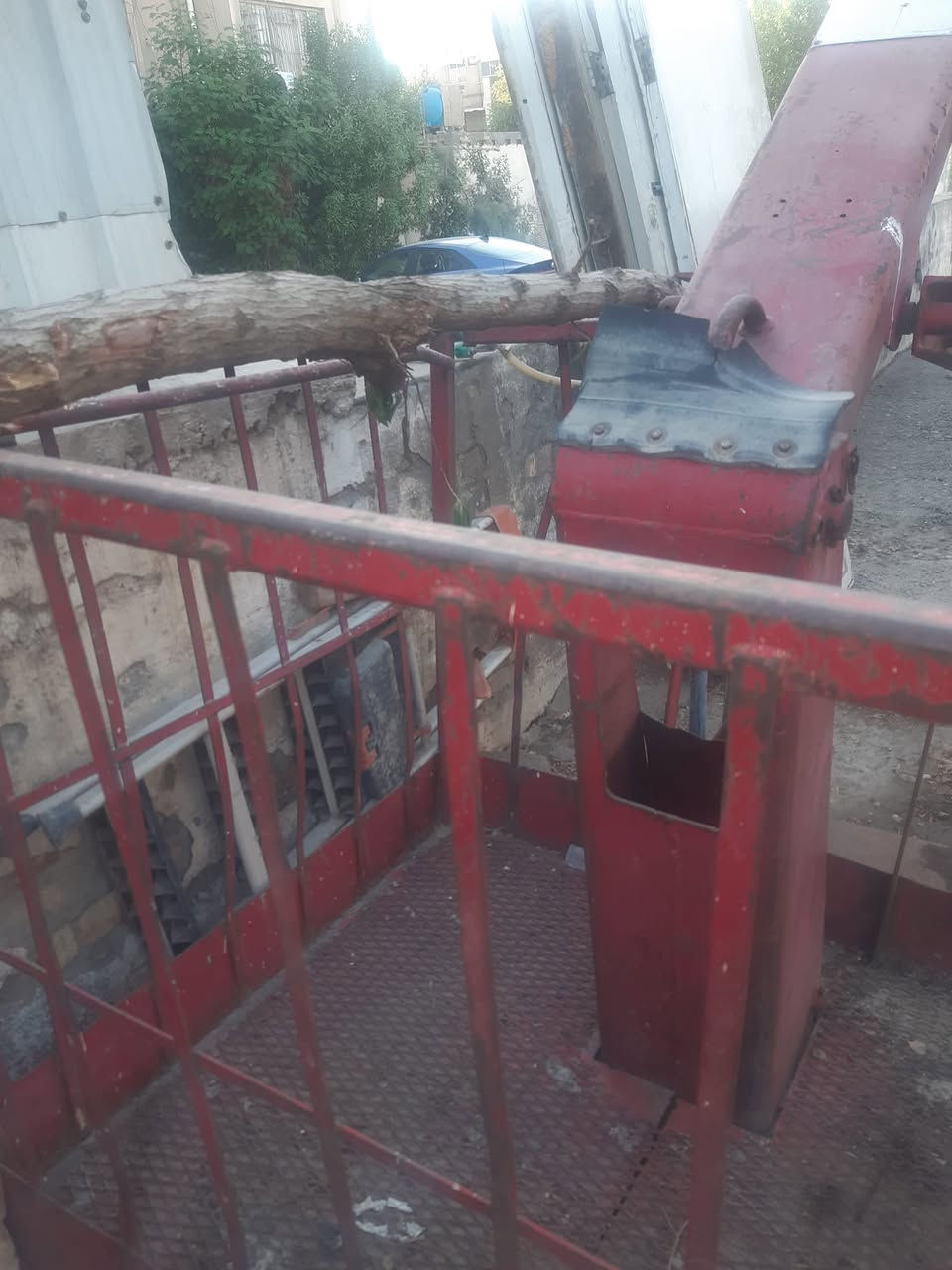 السلام عليكم 
سلة كرين حرامي للبيع 
***********
