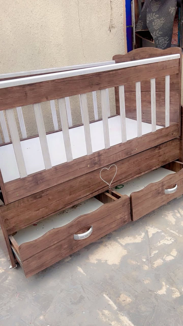 لبيع جرباية طفل تركيه ثقيله مابيهه اي ضرر حجك كلير تحتوي على مجرات عدد ٢ مابيهم اي ضرر 
تصير هزاز وتصير ثابته جربايه تكفي لعمر سبع سنوات السعر ١٠٠


**إذا كنت صاحب هذا الإعلان وتريد حذفه لأي سبب، رجاءا أرسل رسالة إلى الدعم الفني**