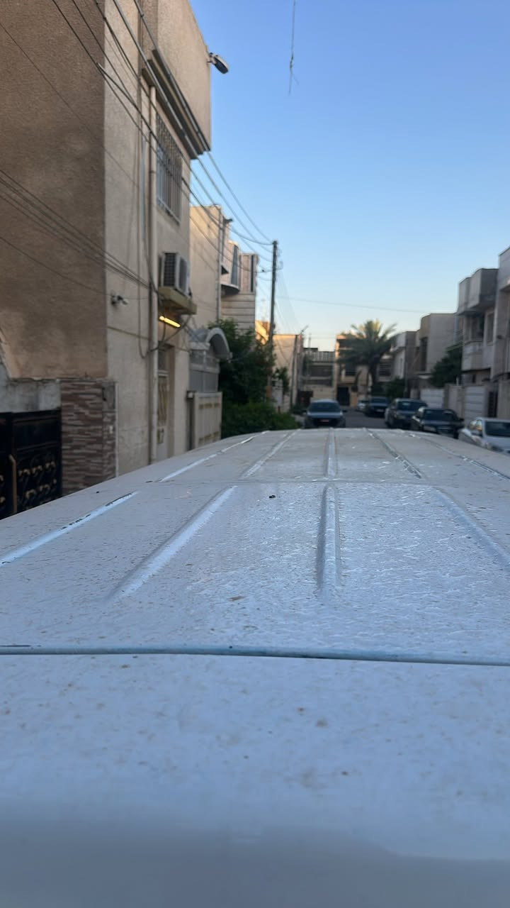 سلام عليكم جنبي ٢٠١٤  مزاد وزاره الداخليه السياره تترقم بغداد تدفع فقط رسوم ٢٥٠ سياره جاهزه يرادلهة بس بوليش وتكحيل السياره غرفتهة جديده مابيه خياسات امبدل باب سلايت ولقديم موحود ماشيه ١٠٠ كير مكينه اكسل خير من الله سعرهة ٦٨ وبيهة مجال رقمي ***********
