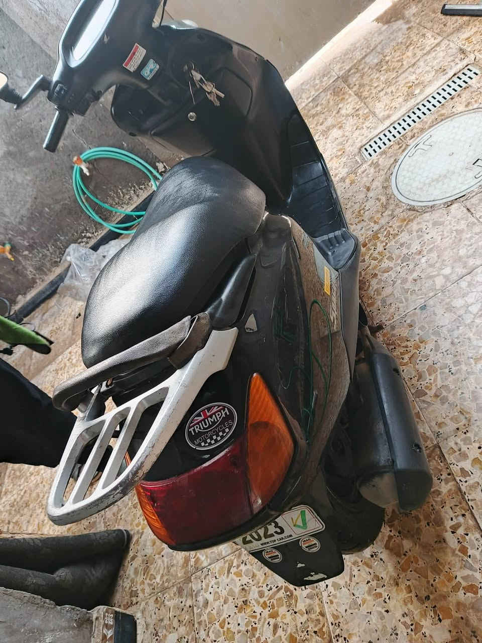 سلام عليكم دراجة سبيسي مكفوله كفاله عامه لا تنقيص لا تبخير مكينه مكفوله الدراجه مكفوله وحلوه نصبه مكاني بغداد الزعفرانيه الرقم *********** الدراجه مكفوله مكينه مكفوله كفاله عامه السعر ٤٥٠ وبيها مجال
