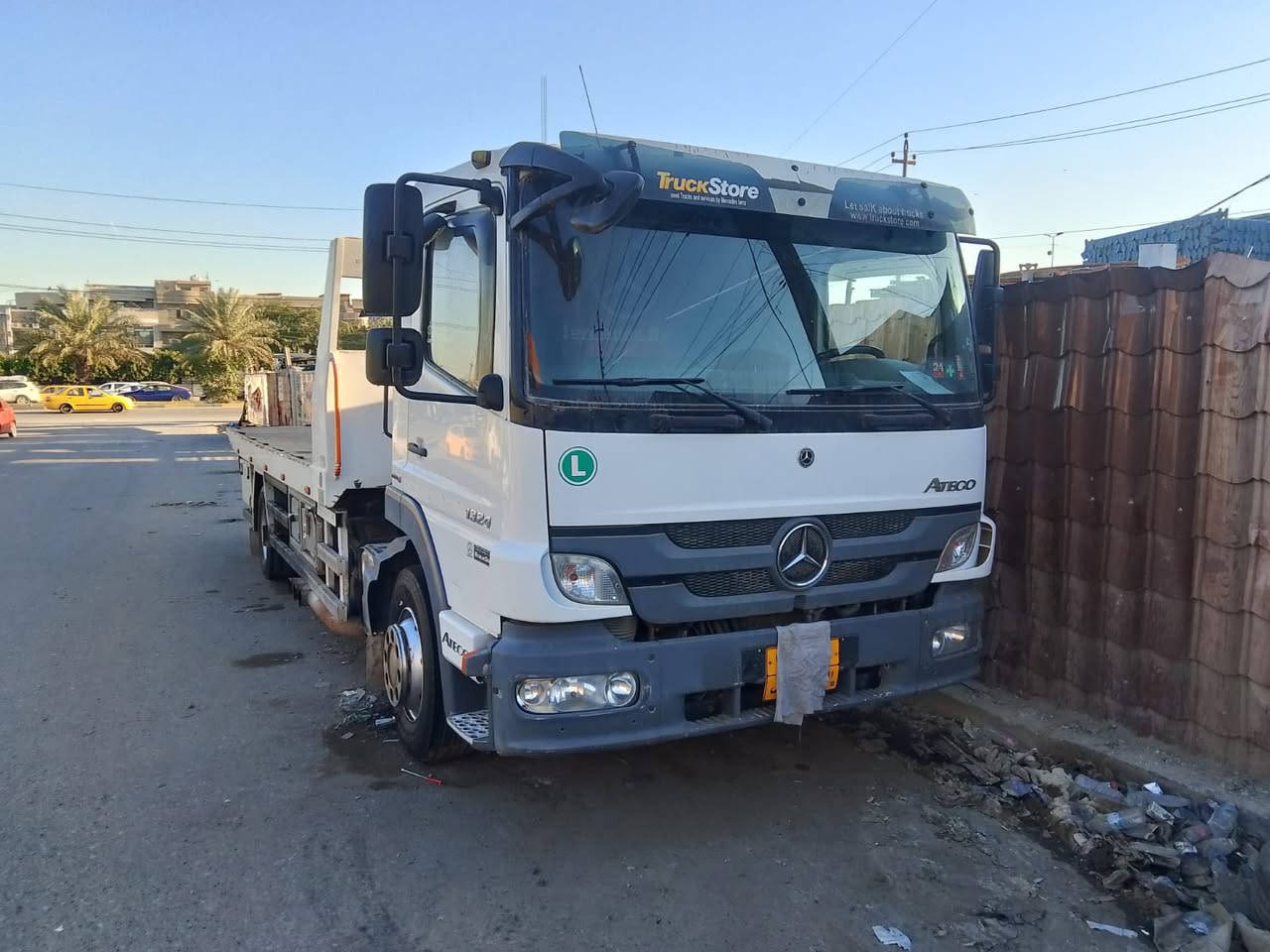 اتيكو صحطيه وبيه مكان كرين بدي 3جكات حداده رستم سيارة جديدة طول سبعه وربع سعر 365 مكان سيارة بغداد ***********
