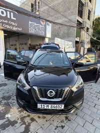 نيسان كيكس موديل 2020 السياره لون اسود    السياره فول موصفات من عده ال...