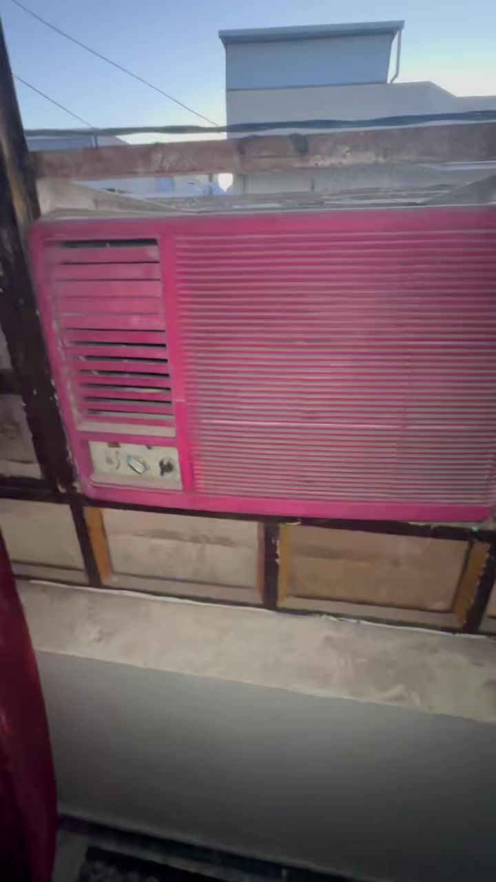 لبيع غرفه نوم او ثلاجه او مكيف لبيع مكاني بغداد قيم او اخذ رقمي ***********
