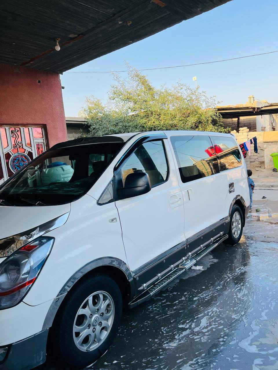 السلام عليكم ستاركس موديل 2010 ماكينه سورنتو مسبوق حزام جماليه مقفوله من الخياس تخنتاير تبريد سياره خير من الله مصفره من كل شيء العنوان البصره القرنه تحويل السعر 123 بيها مجا/////***********
