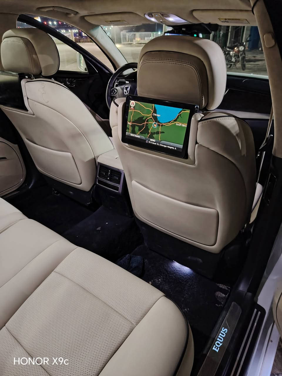 مراوس جنسيس جي ٩٠ حصرا أبيض وفرق موجود 👍
للاستفسار *********** السعر ١٥٥ فول السياره ترايها زيرو مناقصه برغي المكان بابل
