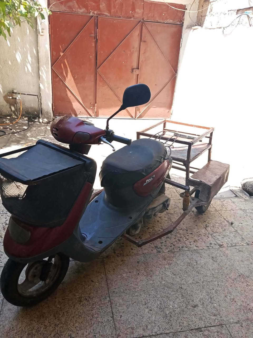 ماطور للبيع مع العربانه شغال سعر 200 وبي مجال مراسله او اتصال على رقم ***********
