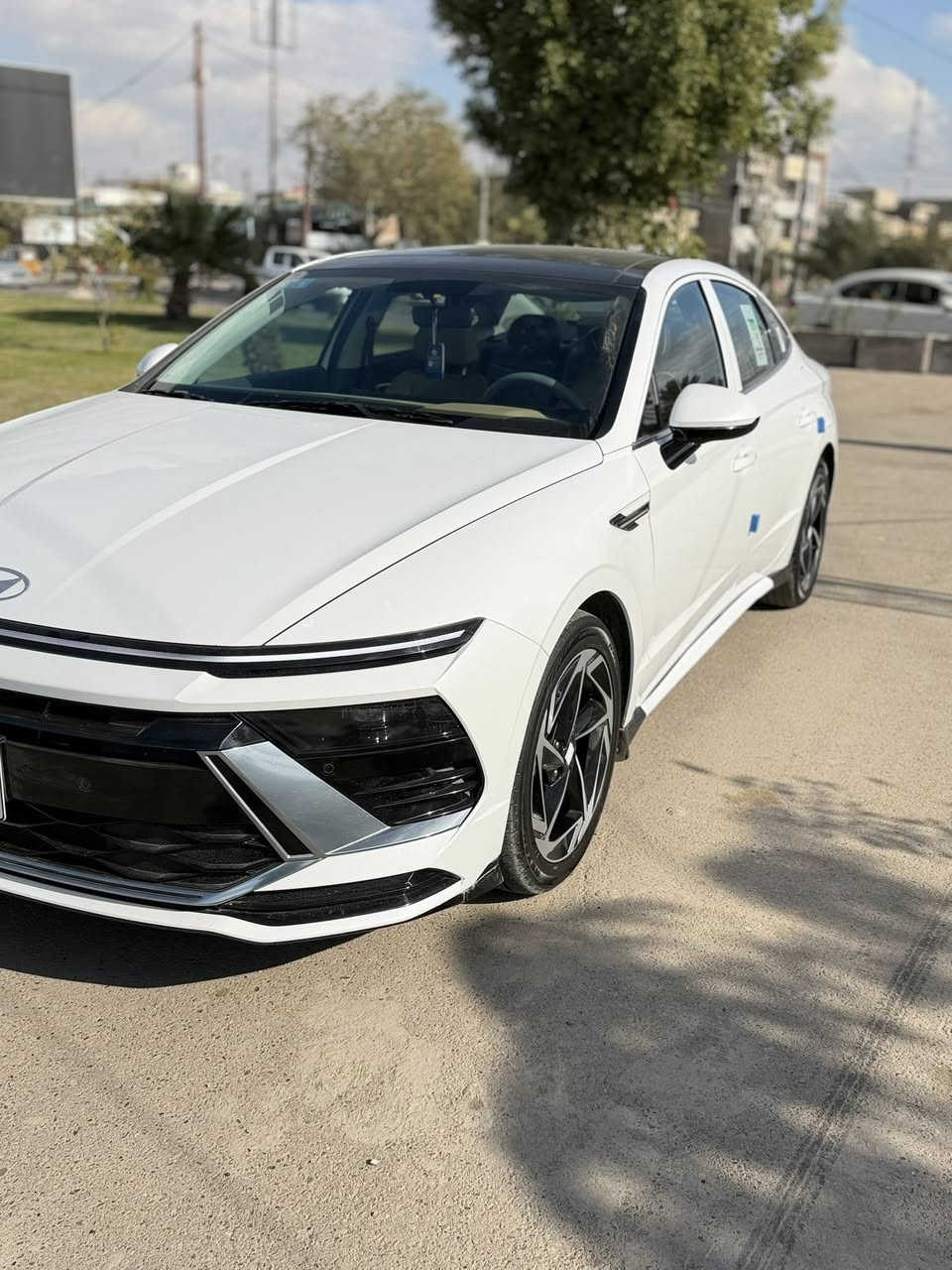 السلام عليكم للبيع سوناتا خليجي زيرو
للبيع فقط هونداي سوناتا 2024 

        فول موصفات للاخير 

        وارد خليجي مكينة 2.5  

      مكفوله كفاله عامه من كلشي شخوط رصعات كفاله كلشي مابيه سياره ع ايدي من زيرو    ماشية 19  الف كم

       السياره نضيفه جدا بعدها بحاله الوكاله 

تبديل الدهن كله بل وكاله سياره بعدها بل ضمان 

      :الموصفات /

      • بانوراما

 • إنارة Full LED

 • كاميرا

 • حساسات أمامي + خلفي

 • دخول ذكي + تشغيل بصمة + تشغيل عن بعد

 • مرايا كهربائية قابلة للطي

 • جنط 18

 • مقاعد جلد كهربائية 

 • مقاعد جلد

 • شاشتين 12.3 إنج

 • نظام صوت Bose

 • ستارة خلفية 

 • شاحن لاسلكي

 • تكييف أوتو ثنائي

 • كير إلكتروني تعليك

 • رادار + مانع تصادم

 • مثبت سرعة ذكي

 • نقطة عمياء + تحذير خلفي

 • 6 وسائد هوائية

• ويل 19

السعر 243 وبيه مجال

 

📍 الموقع:بغداد قرب تقاطع الدرويش

📞 للاتصال:***********
