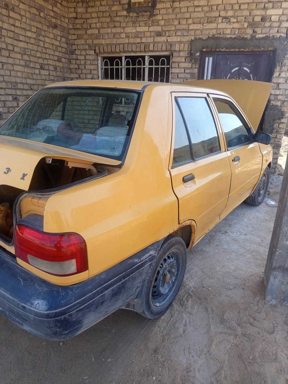 سياره سايبه 2017 للبيع  30 ورقه كامله معاملتها بصحتها هزه وكامله سنويه ورقم جديد انجليزي بس تدفع الغرامه 850 مطلوبه وهي امام اطلبه تخم تاير وحداديه بها مطلوبه هيئه شهر الواحد وشهر الثاني العنوان الديوانيه حي العسكري***********
