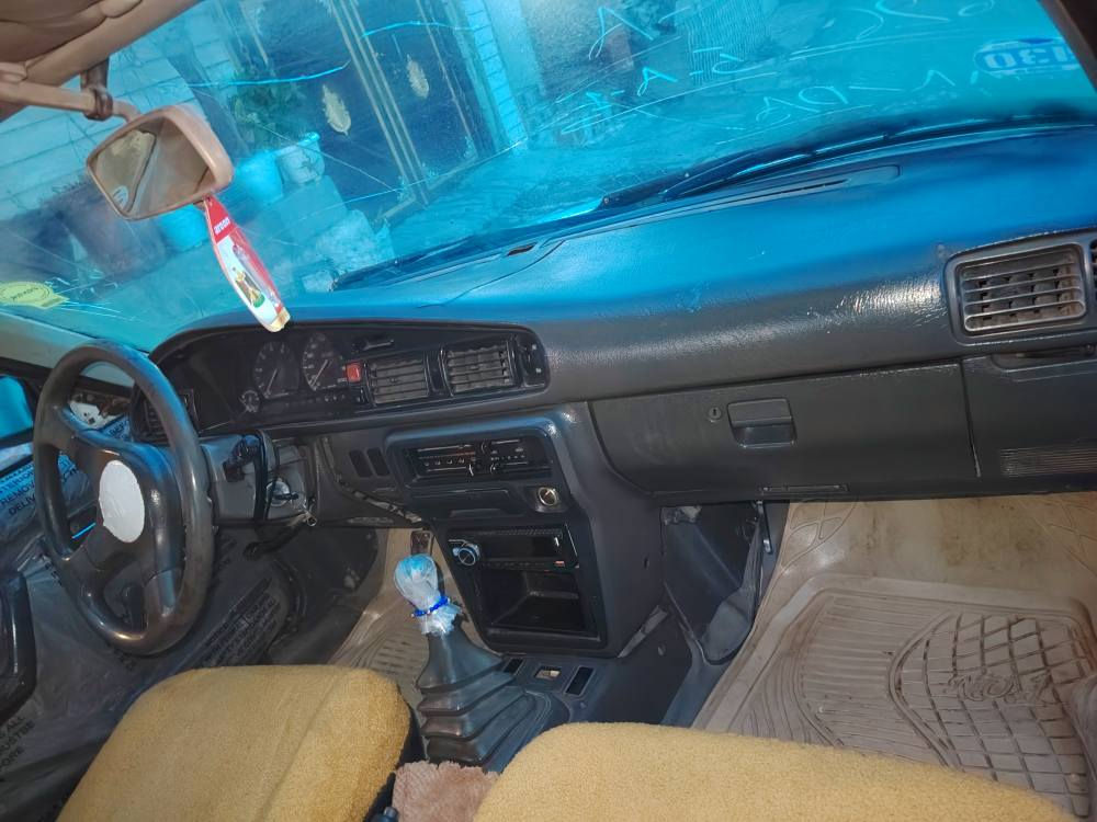 چوار تایەی لۆکی لە ژێرە بێ تەقەو ڕەقە 
ئاڕم پلاستیک سلێمانی 
مەکینەی هەشت و بەخ 
شوێن سلێمانی 
نرخ 23وەرەقە و معامەلە 
***********
موشتەری تەلەفون بکات السليمانية, العراق
