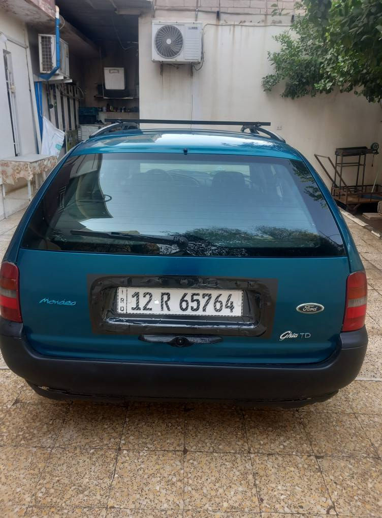 فورد مونديو 93
كير ومحرك شرط مصبوغة عام جمالية 
رقم جديد هزة جديدة ..بأسمي..بيها كوبون بانزين
طخم الامامي كلو جديد..دوشمة جديدة..كهربائيات كلها شغالة..السعر ٣٣ وبيها مجال بسيط
المكان بالموصل غير متواجد بالفيس اتصل وتدلل *********** موصل, نينوى
