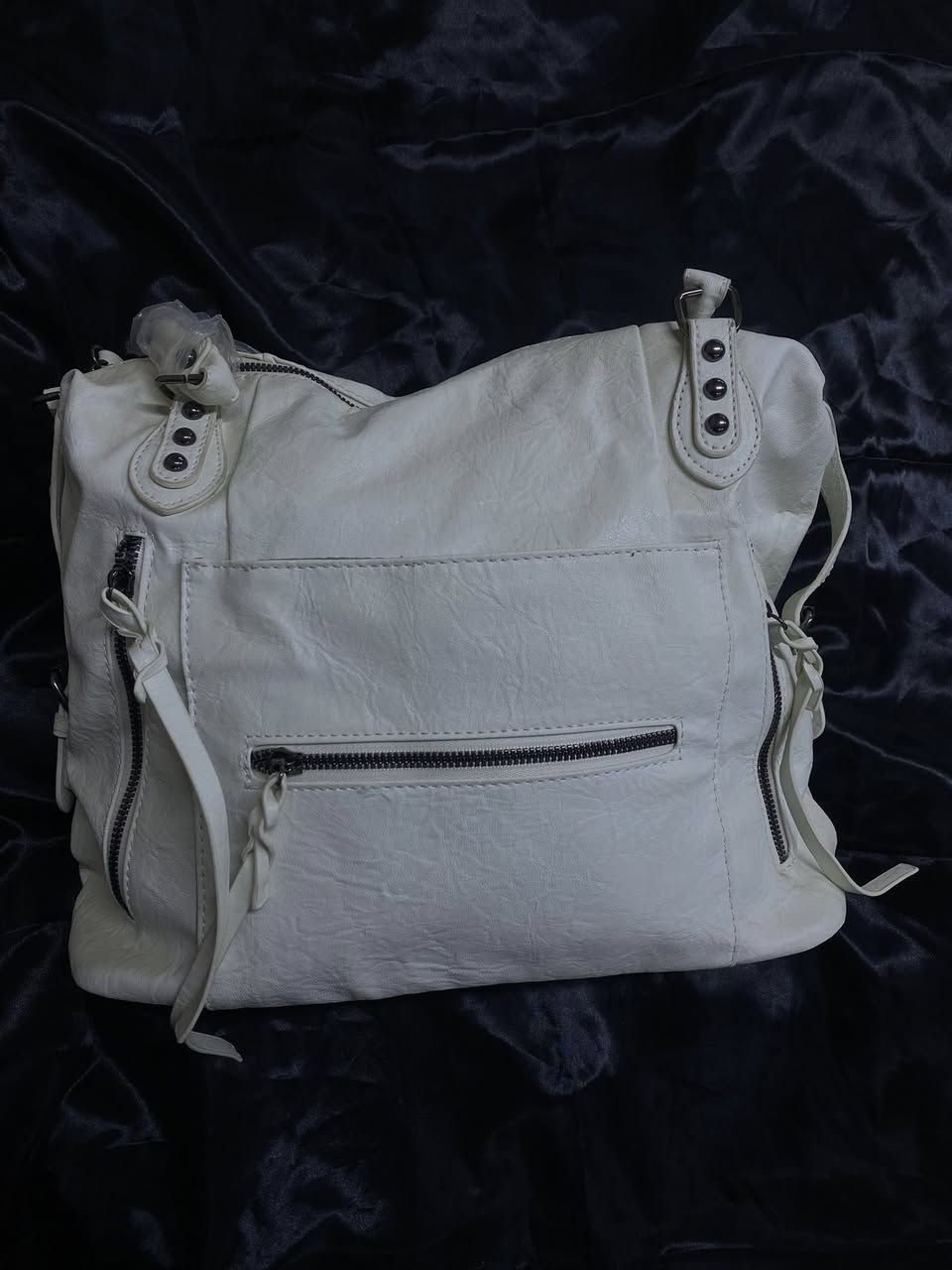 اللهم صل على محمد وآل محمد 
وجبة جنط ماركات روووووعة😍😍😍😍
العنوان /الإسكندرية شارع المعمل مجاور مصرف الرافدين


**إذا كنت صاحب هذا الإعلان وتريد حذفه لأي سبب، رجاءا أرسل رسالة إلى الدعم الفني**