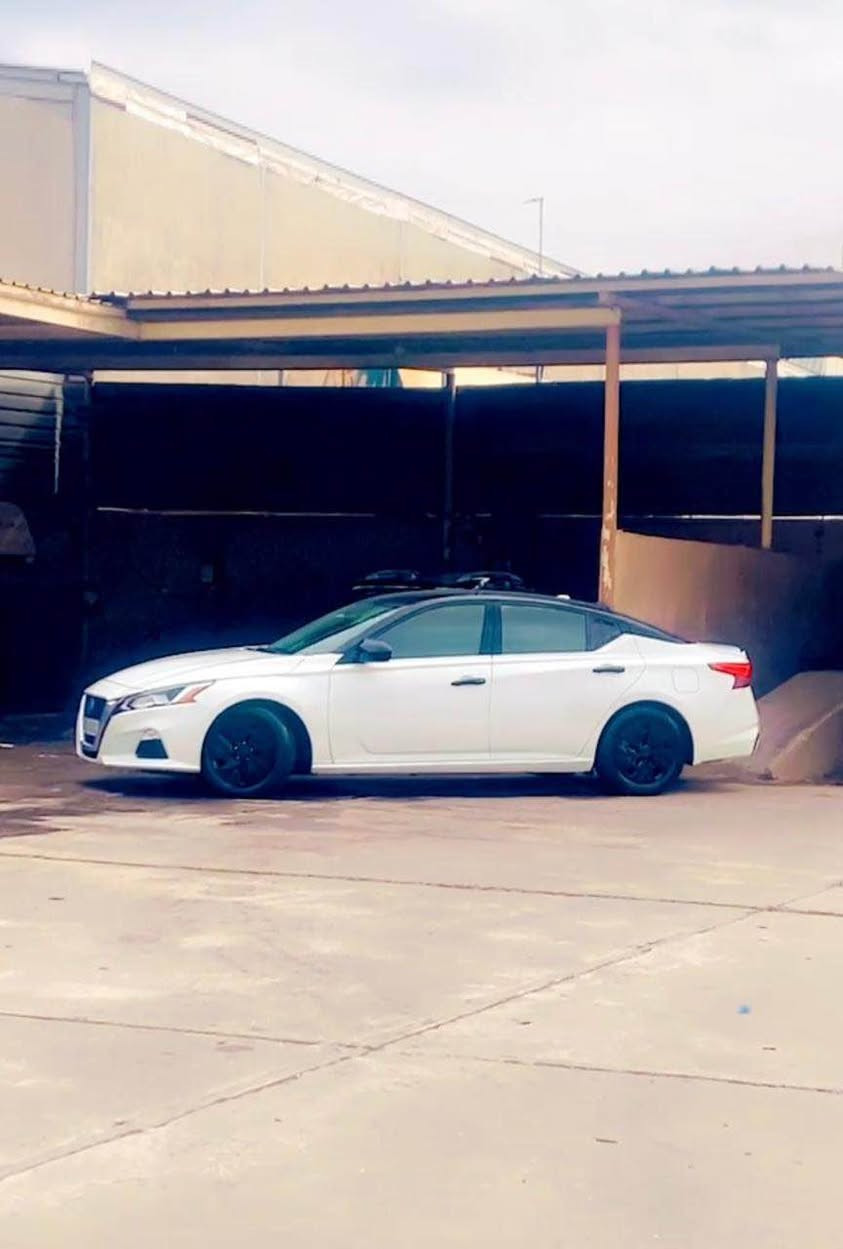 بۆ فرۆشتن:نیسان ئاڵتیما 
مۆدیل ٢٠٢٠ S
لێدرانی نیە یەك پارچەی سبوغە 
بۆ زانیاری زیاتر پەیوەندی بەو دوو ژمارەیەوە بکە

سحری 148 وەرەقە و مەجالێكی دۆستانە
 

***********
*********** أربيل, العراق
