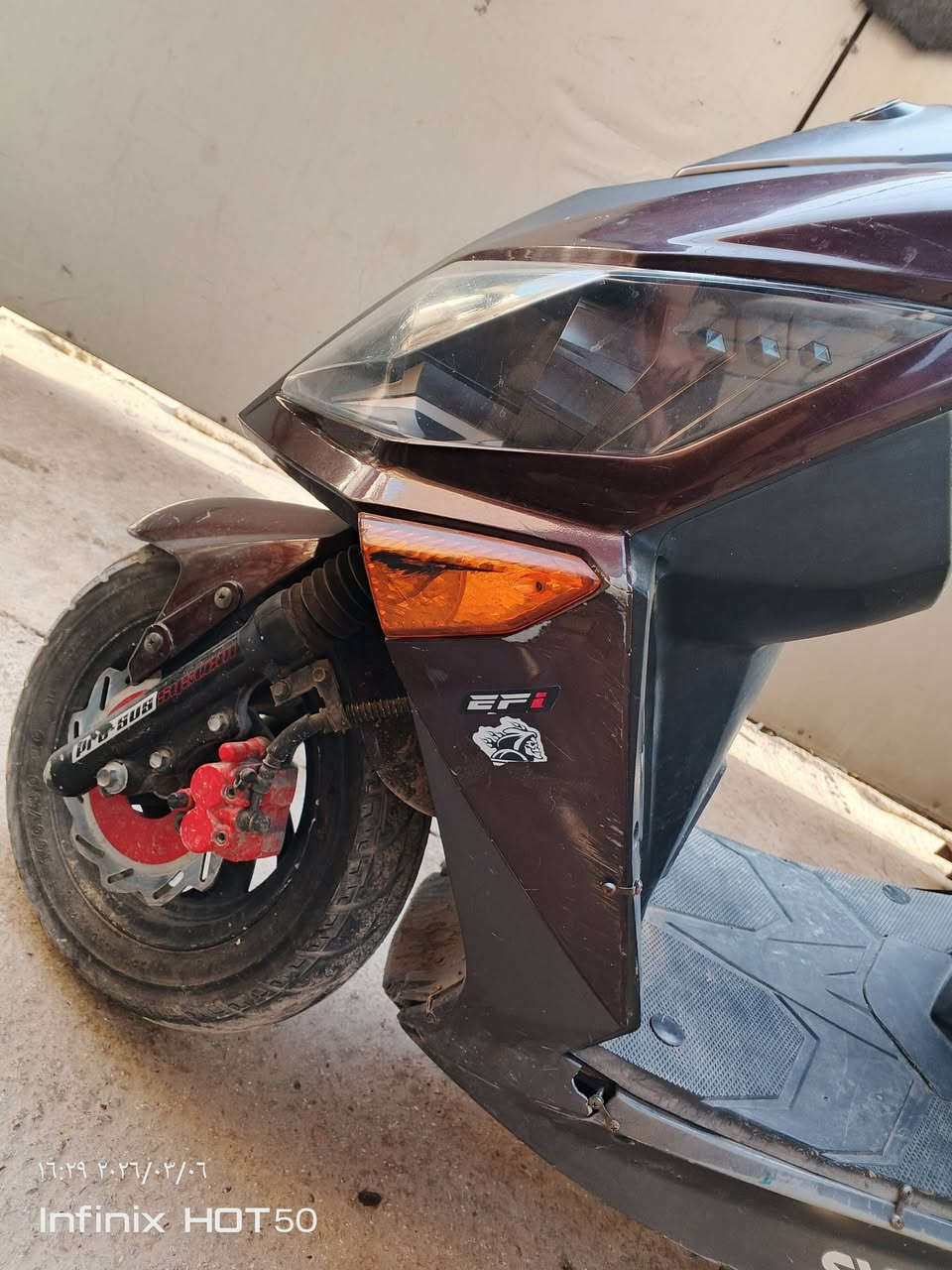 السلام عليكم دراجة سيام فايتر نوزل ياباني دراجة مكفولة لون جوزي مكينة ما مفتوحة فقط  ضربة صغير مثل مامو ضح بالصورة للبيع السعر 500وبيهة مجال المكان بغداد الجديدة الرقم ***********
