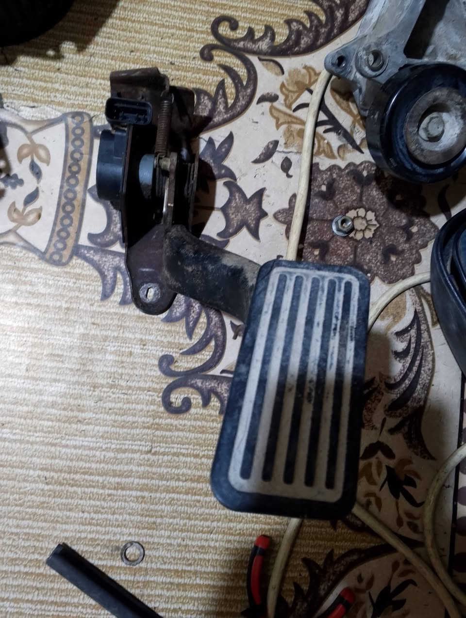 تصفيه برخص التراب بمناسبة شهرر محرم الزبير المربد القديم ***********
دبة زراكات 25 الف
زبة ماي 25 الف
فجوج 6 برغي الزوج 40 الف
باب دلعه 50 الف
تحكمات تبريد 20 الف
يدة باب 15 الف
جامة باب 10 الاف
قبق محرك 25الف
دينمو 50الف
سلف 35الف
عقل 40الف 
طبلة فيوزات 30الف
كاردن 75الف
باور 60الف 
واتربم 50الف
مسطرة نوزلات كامله 80 الف
فانات تبريد خلفيه اماميه 25 الف
مطاورات ماساحات كامله 40الف
فلنجات 6 برغي 20الف
اكسلات 6 برغي 200الف
عبوه 50الف
باب جكمجه 30الف
مسطرة تحكم جام جهة السايق 60 الف
مسطرة تحكم جهة باب العبري 25
دبة برشر 75 الف
الزبير المربد القديم ***********
