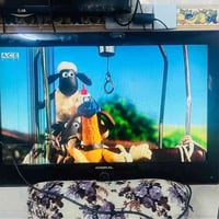 تلفزيون • مستعمل • كالار