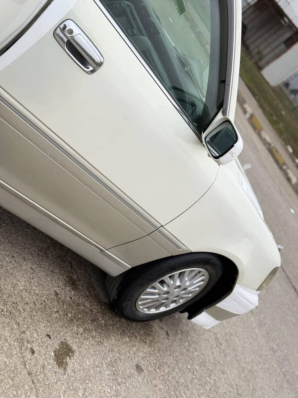 سەرەتا بەناوی خوا
 مەلیکەی٢٠٠٢بڕاوە بۆ فرۆشتن
سەیارەکە بێ عەیبوو عارە
دەعموو لێ دراو قرچی نییە
تەقەو رەقەی نییە 
٤ تایەی لۆکی لە ژێرایە
٣ دوگمەیە
٤ کوشن کارەبایە
پەردەیە
٣٣ گەڵاو معامەلەیکی برایانە
(***********)
(***********)(whatsApp)
Admin♥️
