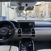 سياره سورنتو خليجي 2023 السياره كفاله عامه عدا بارد ثنين صغير جداً  ال...