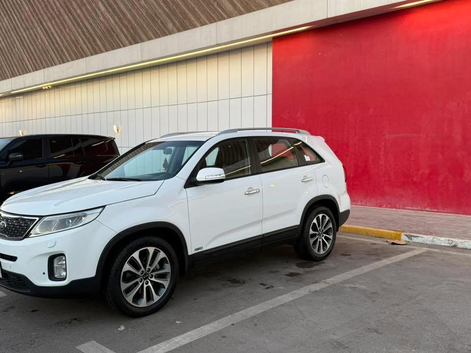 سورنتو 2014 خليجي كويتية
فول عدا البانوراما داخل
قرميدي 7 راكب ماشية ١٠٦ الف كيلو
بيهه حادث جاملغ وبنيد
وصبغ بابين
للاستفسار واتساب
***********
السعر 169 ورقة
