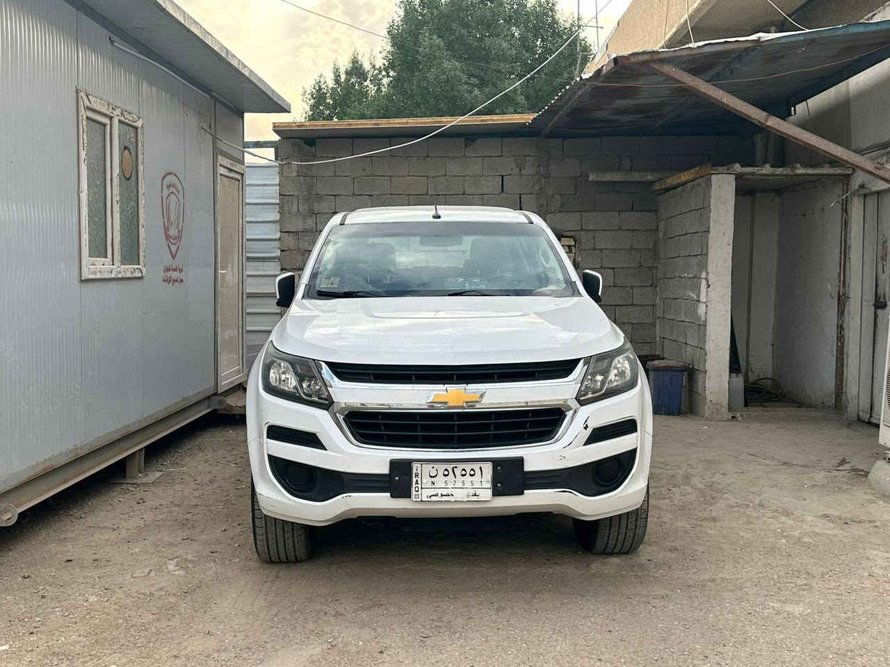 السلام عليكم بلايزر موديل ١٨ خليجي استلام شركه سياره على ايدي من الشركه مكفوله كفاله عامه بيه بارد قليل ماشيه ٦٤ الف كيلو للبيع او مراوس بجارجر خليجي السعر ١٧٥ مكان بغداد الحريه ***********
