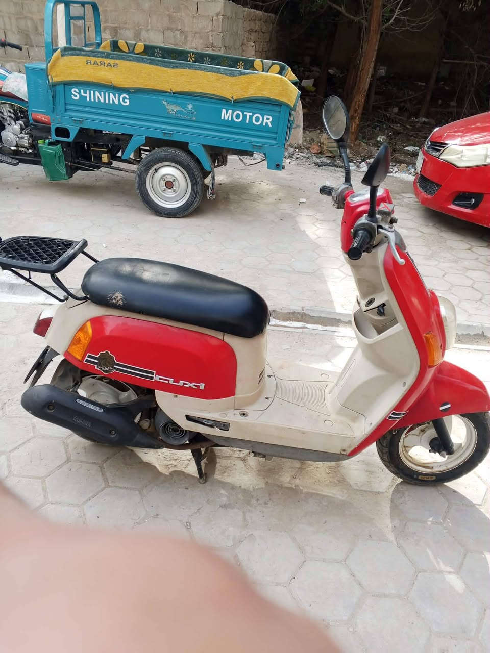 سلام عليكم شباب دراجه بوليس كابريته موديل 12 صارله شهر 10 تيام من طالعه من حاويه شرط النضافه بعده علئ ترابه سالف بلادي بوشه 49 البلادي دراجه حلوه او رزنه  مكاني كربلاء طوريج. هىذا رقمي ***********
