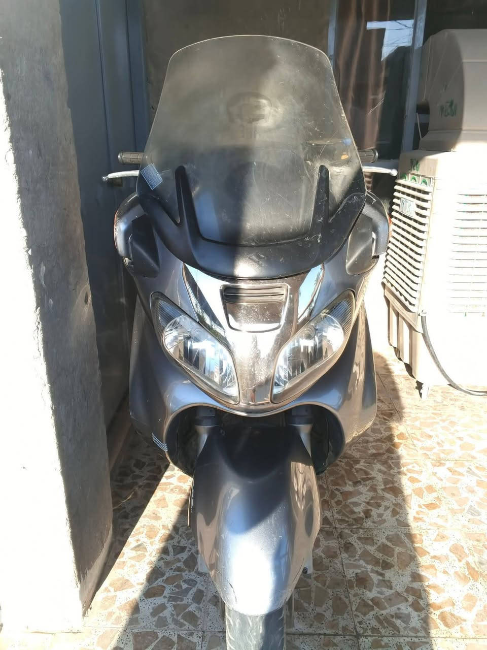 سلام عليكم
سكاي ويف 650
كير مكفول 
بس المكينه بيهه صوت لو تبديل لو تجفت
كوووم حديد 
سعرهه 800 
مكاني حله  قضاء جبله 
***********
