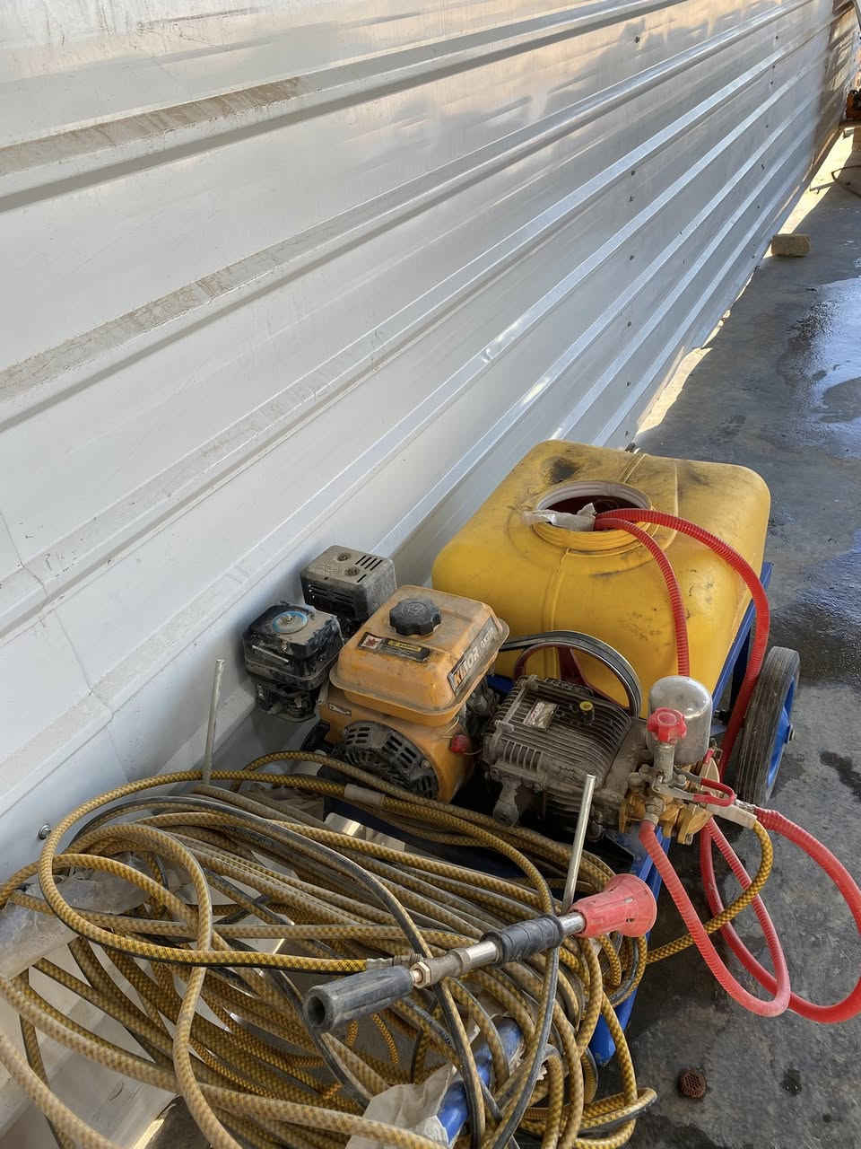 سلام عليكم مرشه ماء نضيفه مستخدمه مره وحده سعر 250وبيه مجال مكاني ع تاجي ع شط ‪0 788 692 1560‬
