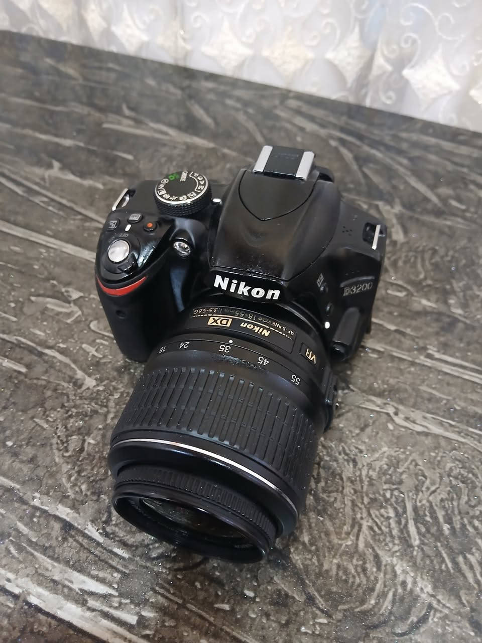 على بركة الله 

كامرات نيكون (Nikon) عدد 2 
الأولى D 5300 زوم رياضي / والثانية D 3200
مع كامل ملاحقات : 
1-شاحنة لكل كامرة
2- بطارية 2 لكل كامرة
3-يو أس بي (USB) ساحب الصورة من الكامرة الهاتف
للأستفسار أتصال (***********) وتساب
