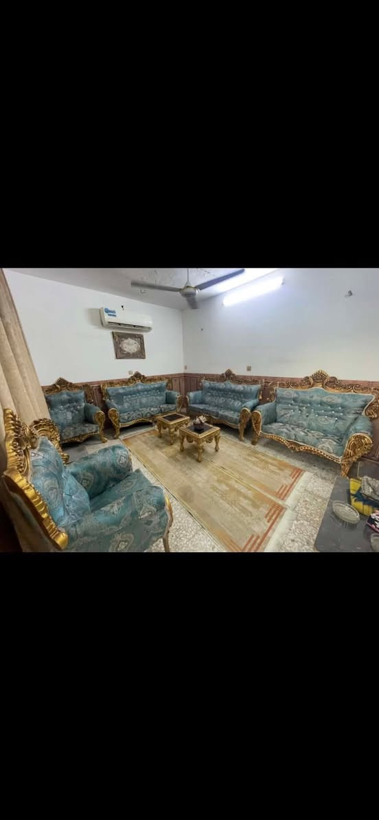 تخم للبيع ملكي ١٠ مقاعد نضيف تكمه جديد وياه طبلات ومفرش هديه السعر   خاص العنوان البلديات


**إذا كنت صاحب هذا الإعلان وتريد حذفه لأي سبب، رجاءا أرسل رسالة إلى الدعم الفني**