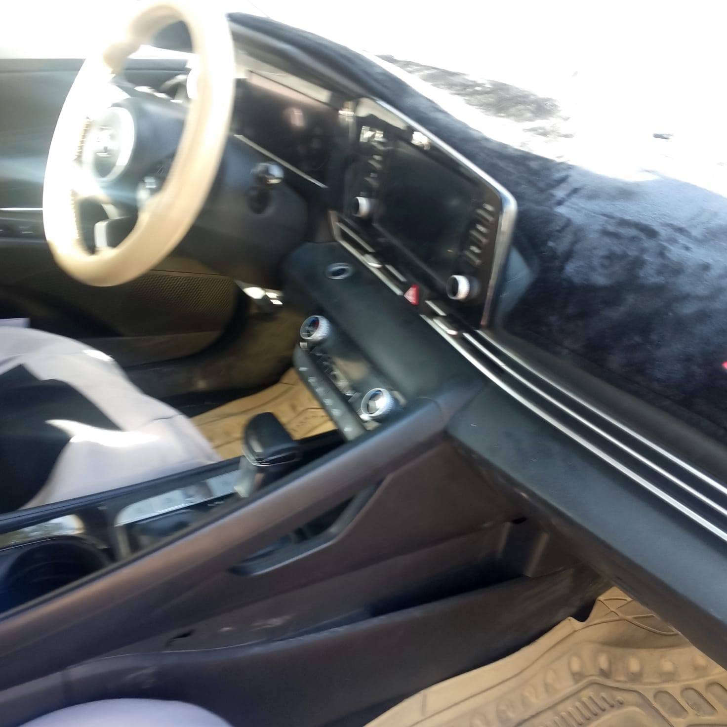 النتره موديل 2021 حادثه الجاملغ وباب اليمنه بدون دواخل فول عده الفتحه بأسم عربي تريدوكاله تريد تحويل العنوان بغداد جسر ديالى القديم سعر 130 وبيه مجال 
***********
مكلف بالنشر
