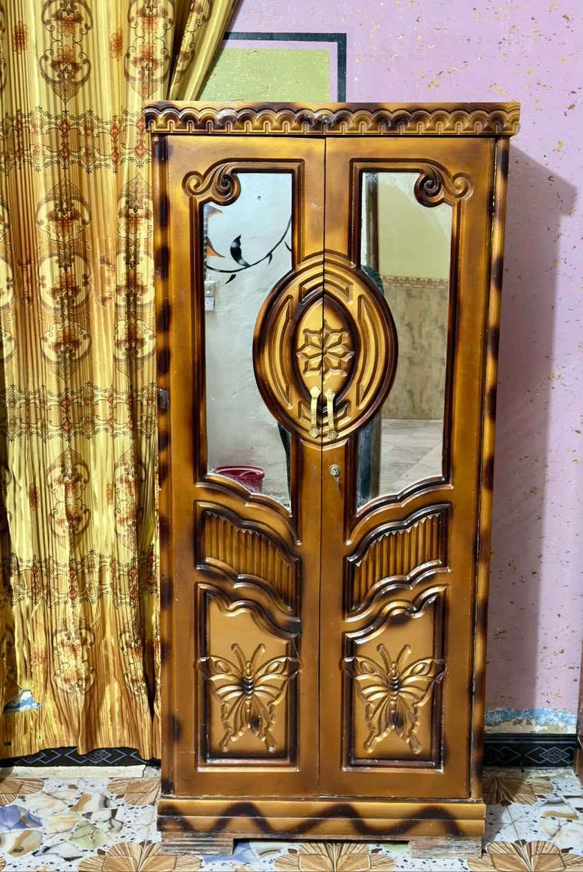 بيع  مستعجل غرفه نضيفه للبيع العنوان المجد السعر 250وبيه مجال


**إذا كنت صاحب هذا الإعلان وتريد حذفه لأي سبب، رجاءا أرسل رسالة إلى الدعم الفني**