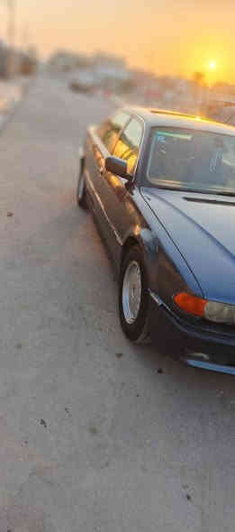 سلام عليكم 
شلونكم اخوتي 
ＢＭＷ. ｅ38
موديل 1995 
خفاش جديده 

كير مكينه خير من الله جديد مشدوده جديده 
صدر جديد 
تخم تاير جديد
دبل جام 
سنويه جديده 
رقم انكليزي ب اسم اخوي 
بيه نواقص بسيطه 
مكاني واسط قضاء الحي 
سعر 68 وبيه مجال بسيط 
***********
