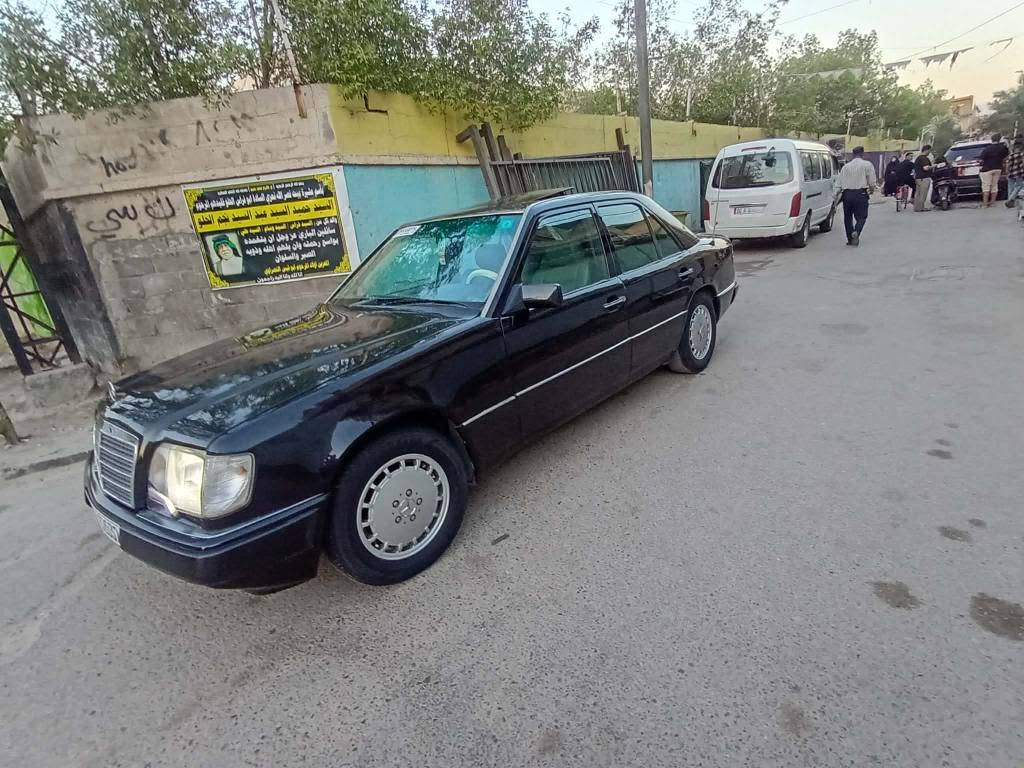 مارسدس دب موديل 91اصل رقم بغداد جديد هزه جديد محرك بطه تبريدشغال  غرفه جلد سلايت شغال اريل كهربا كشنات كهربا مكان السيارة بغداد م الصدر السعر 62وبيهه مجال للاتصال *********** بغداد, العراق
