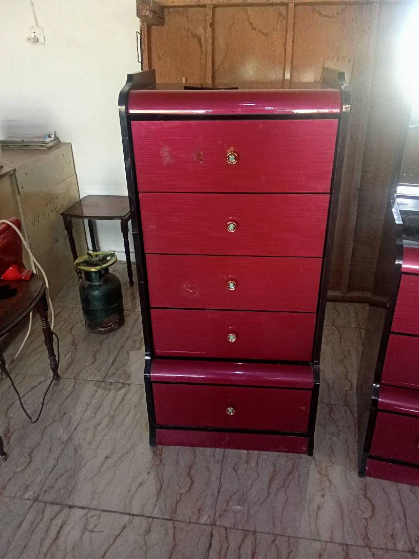 معرض سالم النجار لبيع وشراء  الاغراض المنزليه المستعمل والجديد كافه غرف نوم كناتير كاونترات  ديوان قنفات وبأسعار مناسبه عنوان حي النصر سايدين مركز العروبه قرب ماركت مكه وافران مكه
*********** وتس اب ماسنحر كركوك, العراق
