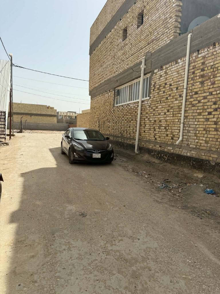 يالله 
السلام عليكم 
يعلن مكتب الوسام الذهبي عن وجود قطعه للبيع  مساحتها 
متر185
وجهه 12ونص
نزال 18ونص
طابقين
4غرف نوم واستقبال وكليدور ومطبخ 2مجمع صحيات
بناء حديث 23
طابو زراعي  سند حديث 25

متوفره كافه الخدمات ماء وكهرباء وتبليط. 

العنوان 

حله بابل زوير الغربي 

التقسيم خلف البانزين خانه بته مقابل العاب المد هش

تفاصيل اكثر مراجعه المكتب 

او الاتصال عل الأرقام الموجوده في المنشور 
***********
***********
