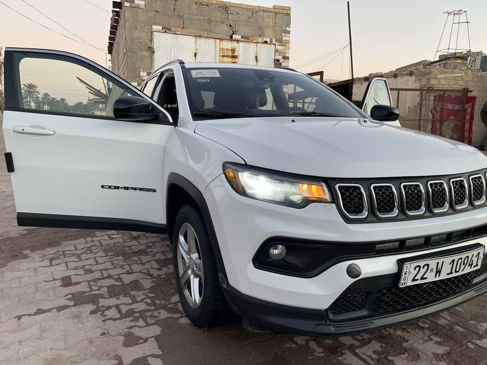 جيب كومبارس موديل 2023 بأسمي وارد امريكي ماشيه 26 ألف رقم أربيل ضرر مثل ماموضح بالصوره 155 بيها مجال قليل جدا،،،..  مكان السياره ميسان  . للاستفسار ***********
