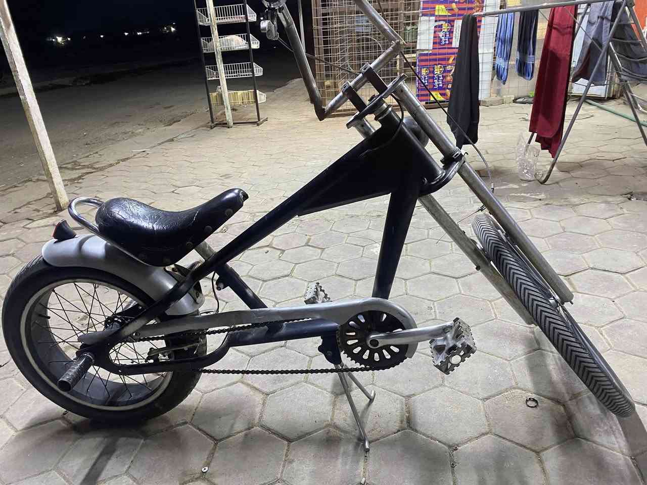 السلام عليكم ، بايسكل هارلي تعديل خاص موديل 2024 البايسكل مستخدم استخدام قليل كلشي يشتغل بي 
الضرر الوحيد الي بي السكان اعوج تكدر تعدلة يم اي حداد او تسوي سكان جديد 
السعر 170 الف وبي مجال 
للتواصل واتساب او اتصال ***********
