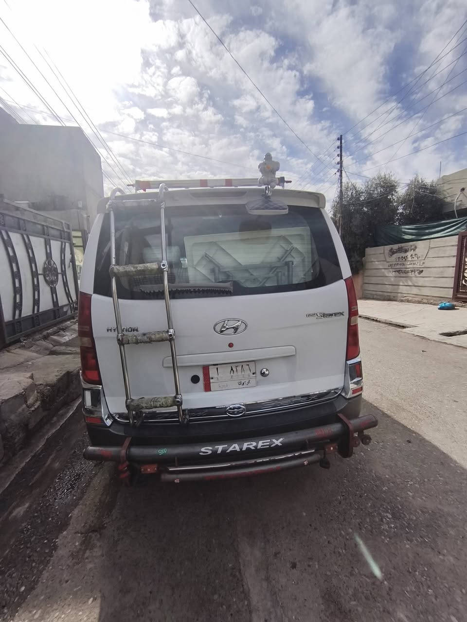 للبيع سياره ستاركس موديل 2013 بيها خط بغداد كركوك رقمها كركوك محرك جديد تخم تاير حدادية نضيفة للاستفسار ***********
