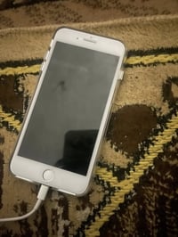 آيفون ٨ بلس • كامرات ما تشتغل • بطارية ٧٩