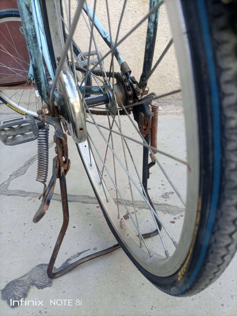 السلام عليكم باسكلك للبيع الباسكل ياباني نقصه بس جوب
مكاني البياع حي التراث 
السعر 25
الرقم ***********
