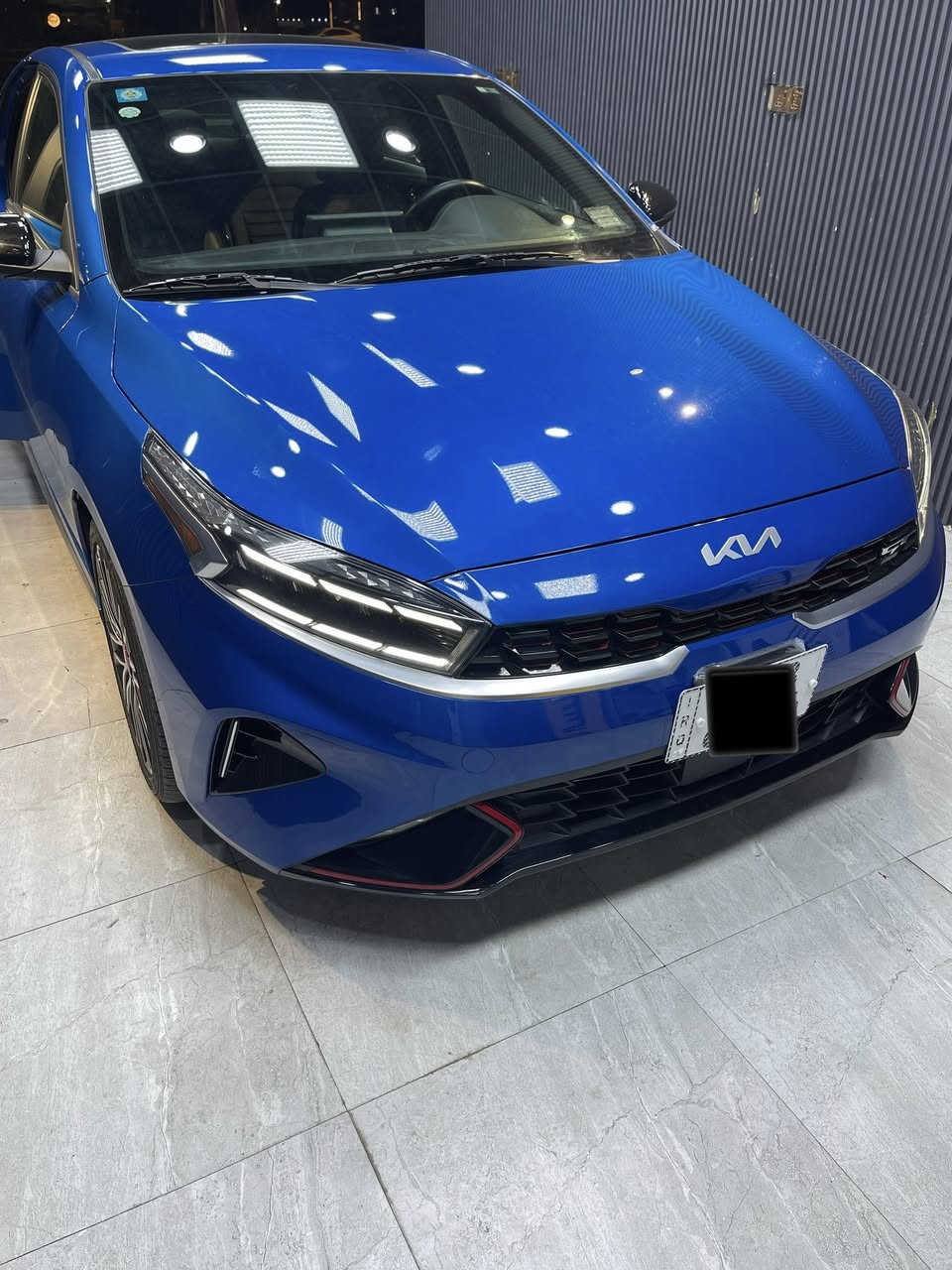 للبيع: كيا فورتي موديل 2024 – فئة GT | لون أزرق

📍 المكان: البصرة
📅 الموديل: 2024
🎨 اللون: أزرق
⏱️ الممشى: 7,000 ميل فقط يعني زيرو
⚙️ القير: أوتوماتيك
⛽ الوقود: بنزين
🫆: بصمة تشغيل عن بعد 
🛠️المحرك 1.6 تيربو-201 حصان
🛠️ الحالة: نظيفة جداً / استخدام خفيف
📆: مرقم بصرة وجاهز 
📊: كفالة عامة / ضررها تقرير مياه امطار 
✨ مواصفات GT:
 • شاشة كبيرة + نظام آبل كار بلاي وأندرويد أوتو
 • كامرة خلفية + حساسات
 • جنوط رياضية
 • مقاعد رياضية
 • مثبت سرعة
 • تبريد ممتاز
وهواي بعد مواصفات 

🔎 السيارة شرط الفحص وما بيها أي ملاحظات

💰 السعر: 170 وبيها مجال 

📞 للتواصل:***********
