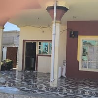 الخلف الخضر • ٥٠٠م • حوش كبير