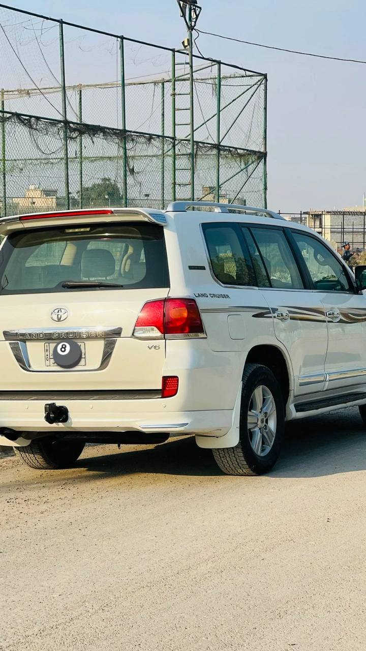 لاند كروز بريم اصل لبيع موديل 13 سياره مكفوله عام بس بيه جمالغ خلفي بارد مكينه مكفوله تتفئه تبريد شغال كير مكفول تخم تأير سياره نضيفه $37 ونص  رقم ***********اسيا
رقم ***********اثير مكان بغداد الأمين ثانيه شراي يتصل
