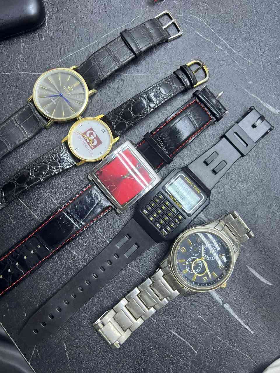 شلعة ساعات 35قطعة كلة شغال موجود توصيل
***********
