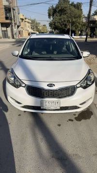 كيا سيراتو 2015  مواصفات الشركة الدولية فول ماعدا البصمة  السيارة نظيف...