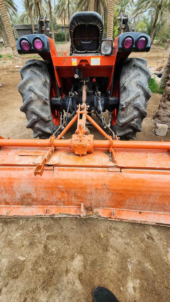 سلام عليكم كيوتي للبيع المكان كربلاء البراهيميه على وضع الشركه مانقصه شي جاهزه مشتغله 4000 رقم كربلاء مداور مباشر السعر18اوبيه مجال للستفسار اتصل ***********
