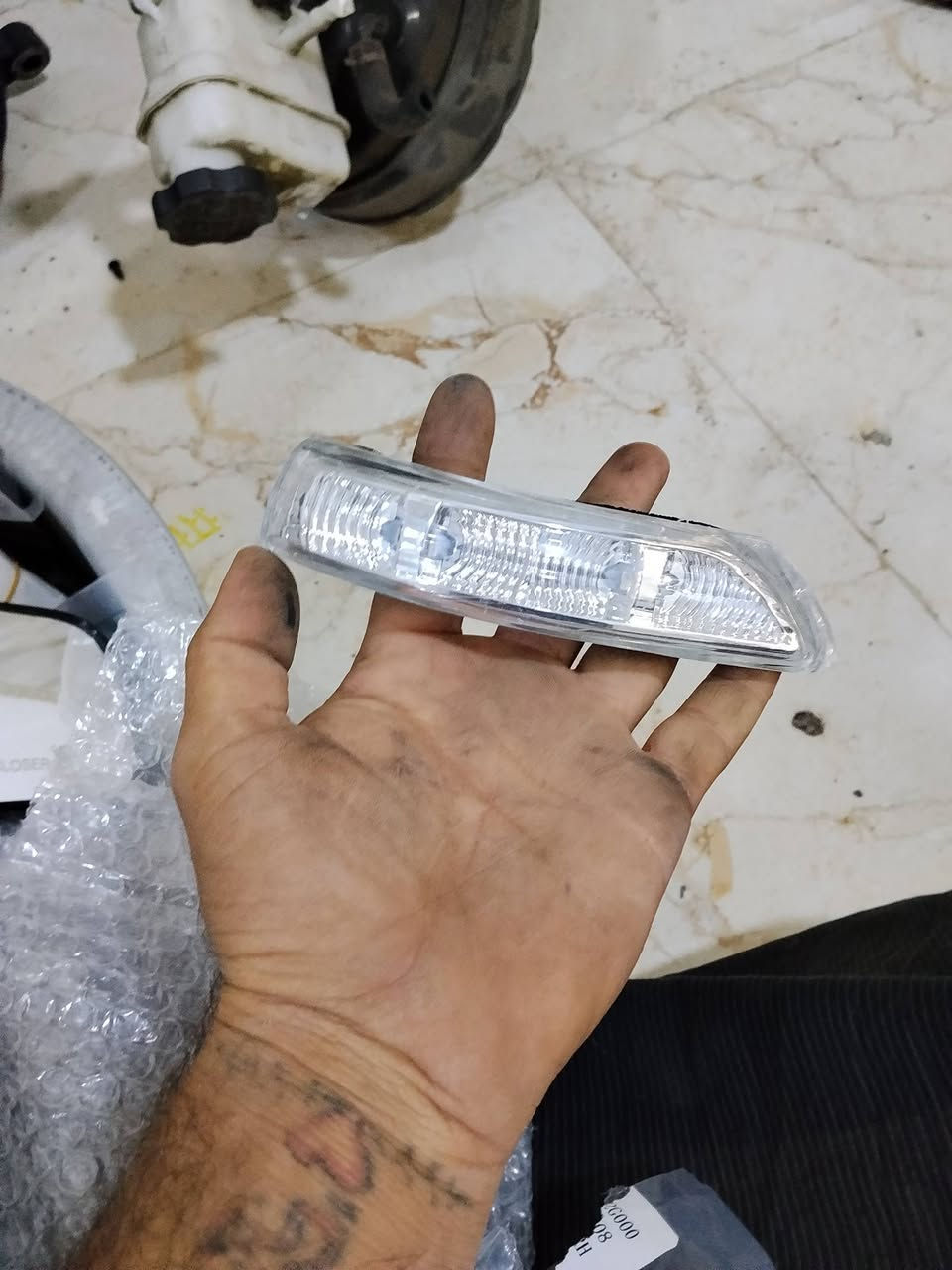 جميع يده اشاره. مرايه كله سوناتا ابتيمه.  يدات خارجيه وداخليه القطعه ب 10.


**إذا كنت صاحب هذا الإعلان وتريد حذفه لأي سبب، رجاءا أرسل رسالة إلى الدعم الفني**