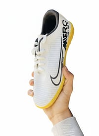 حذاء لابجين • كارتون ١٢ قطعة • توصيل المحافظات