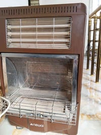 صوبة غاز وكهرباء • للبيع